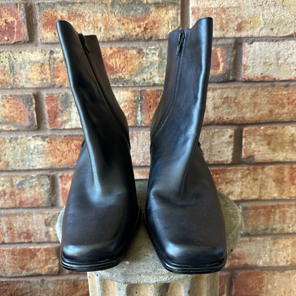 Black Leather Square Toe Block Heel Ankle Boots Size 10M Witchy 90s Classy